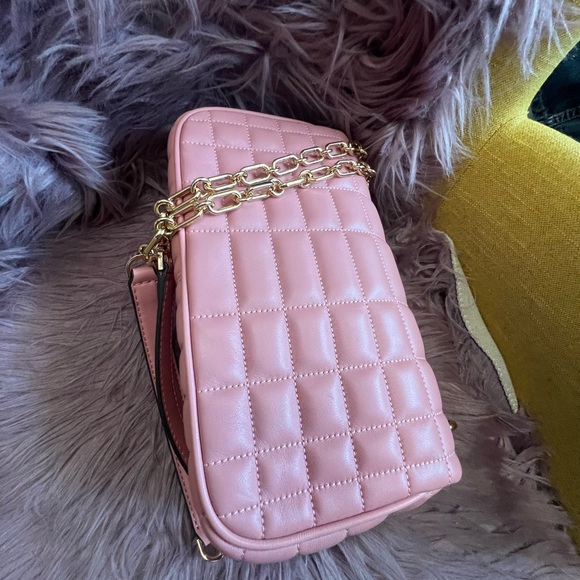 Michael Kors Quilted Pink and Gold Shoulder Bag - Picture 8 of 8